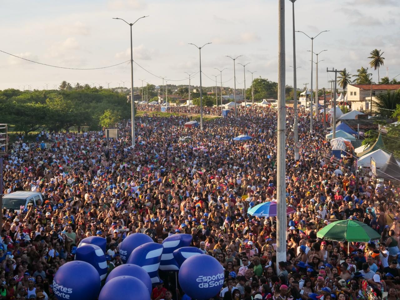 Mais de meio milhão de pessoas passaram pela Avenida da Alegria durante o Carnaval de Natal 2026